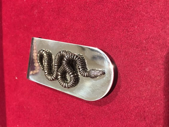 Gucci snake outlet money clip